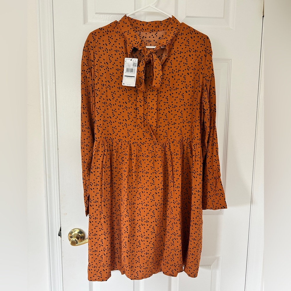 NEW WITH TAGS! Mango dress. Size US 8/Eur L